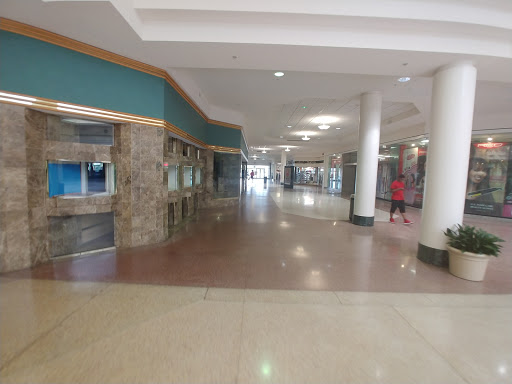 Shopping Mall «Eastland Center», reviews and photos, 18000 Vernier Rd, Harper Woods, MI 48225, USA
