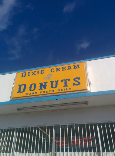 Coffee Shop «Dixie Cream Donuts», reviews and photos, 3210 Orange Ave, Fort Pierce, FL 34947, USA