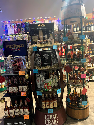 Wine Store «Otter Creek Wine & Spirits», reviews and photos, 250 S Randall Rd, Elgin, IL 60123, USA