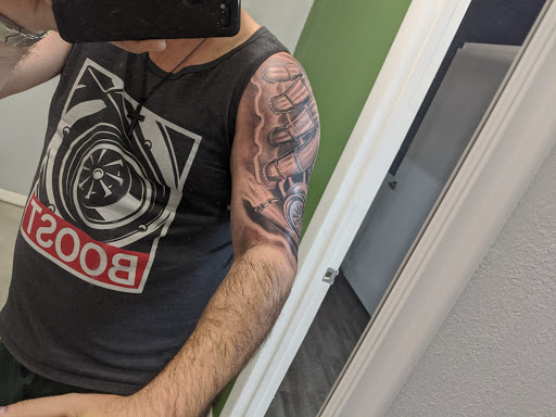 Tattoo Shop «Legacy Blue Tattoo Studio», reviews and photos, 39318 US Hwy 19 N, Tarpon Springs, FL 34689, USA