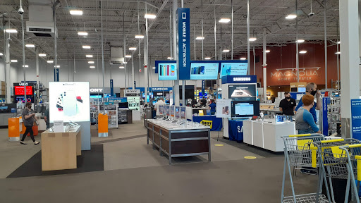 Shopping Mall «Drew 19 Shopping Center», reviews and photos, 21311 US Hwy 19 N, Clearwater, FL 33765, USA