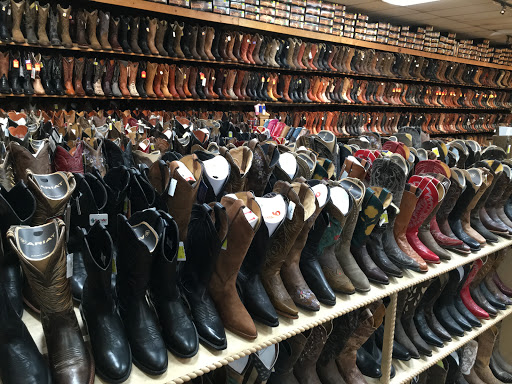 Western Apparel Store «Country General Store», reviews and photos, 6279 Van Nuys Blvd, Van Nuys, CA 91401, USA