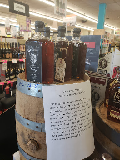 Liquor Store «Mahan Discount Liquor & Wine», reviews and photos, 6515 Brockport Spencerport # 9, Brockport, NY 14420, USA