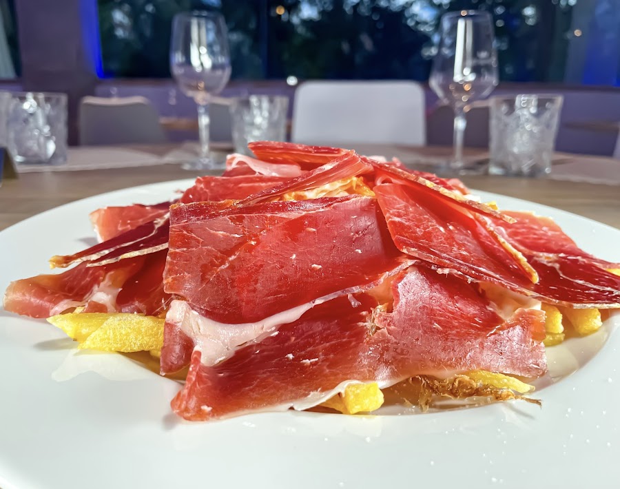 CERVECERÍA RESTAURANTE LITERATOS 23