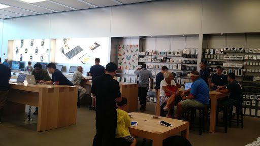 Computer Store «Apple New Haven», reviews and photos, 65 Broadway, New Haven, CT 06511, USA