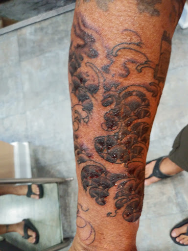 Tattoo Shop «No Ka Oi Tiki Tattoo», reviews and photos, 610 S 4th St, Philadelphia, PA 19147, USA