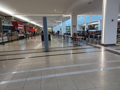 Shopping Mall «Quaker Bridge Mall», reviews and photos, 3320 Brunswick Pike, Lawrenceville, NJ 08648, USA