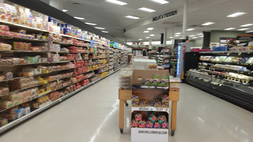 Supermarket «King Kullen», reviews and photos, 2730 Sunrise Hwy, Bellmore, NY 11710, USA