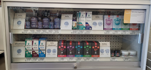 Pet Supply Store «Pet Food Express», reviews and photos, 383 S McDowell Blvd, Petaluma, CA 94954, USA