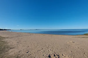 Beach Lake Merin image