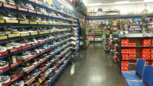 Sporting Goods Store «Big 5 Sporting Goods», reviews and photos, 12801 W Bell Rd #125, Surprise, AZ 85378, USA