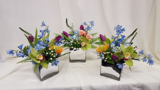Florist «Foti Flowers At Yuess Gardens», reviews and photos, 406 3rd St, Newburgh, NY 12550, USA