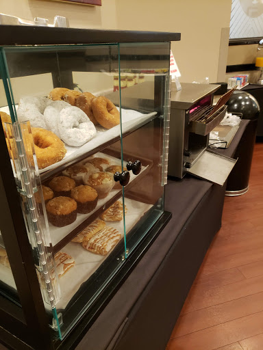 Hotel «Wyndham El Paso Airport Hotel and Water Park», reviews and photos, 2027 Airway Blvd, El Paso, TX 79925, USA