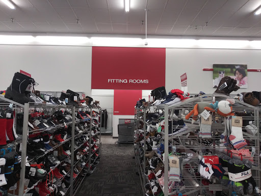 Clothing Store «Burlington Coat Factory», reviews and photos, 8225 E Kellogg Dr, Wichita, KS 67207, USA