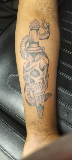 Tattoo Shop «Dope Inkk Tattoo», reviews and photos, 6658 Hillandale Dr A, Lithonia, GA 30058, USA