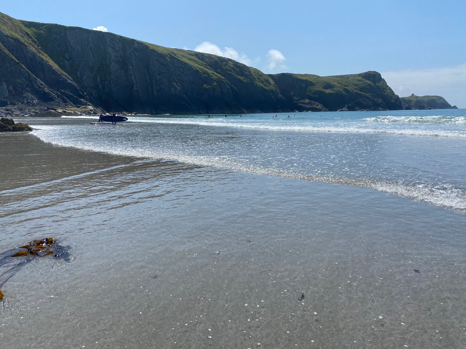 Photo de Traeth Llyfn avec petite baie