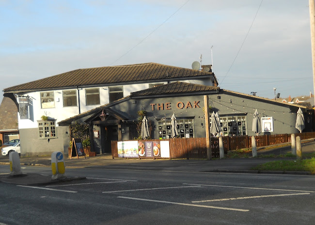 The Oak - Pub