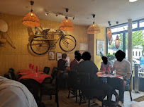 Atmosphère du Restaurant vietnamien Ô VietNam ( Service Livraison à domicile ) à Neuilly-sur-Seine - n°5