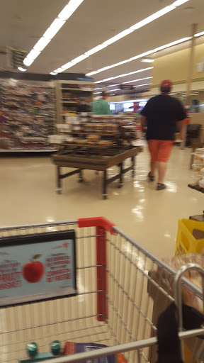 Grocery Store «Winn-Dixie», reviews and photos, 1060 Lakes Blvd, Lake Park, GA 31636, USA