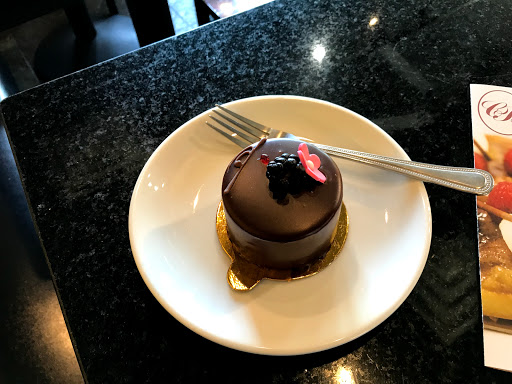 Bakery «Cocoa Bean Fine Desserts», reviews and photos, 11 S 7th St, Geneva, IL 60134, USA