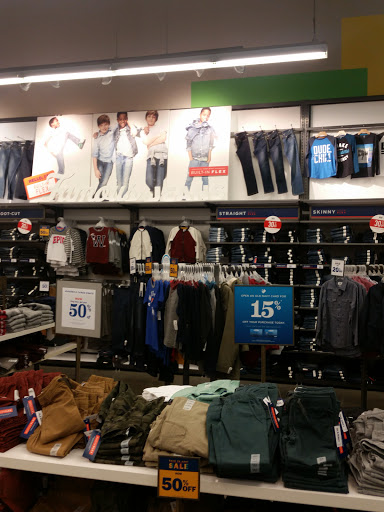 Clothing Store «Old Navy», reviews and photos, 5810 Lakewood Towne Center Blvd SW, Lakewood, WA 98499, USA