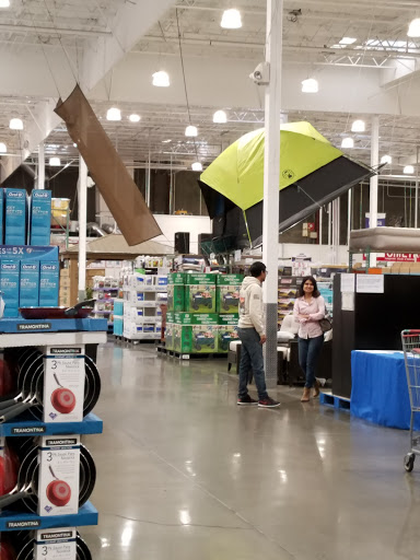 Warehouse store «Costco Wholesale», reviews and photos, 198 Plaza Dr, Vallejo, CA 94591, USA