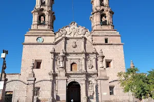 Plaza de la Patria image