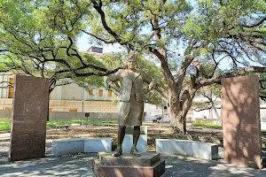 Barbara Jordan Statue by Bruce Wolfe image