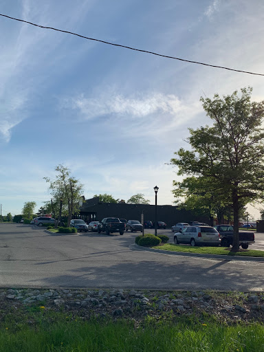 American Restaurant «Cracker Barrel Old Country Store», reviews and photos, 211 N Sandy Creek Dr, Seymour, IN 47274, USA