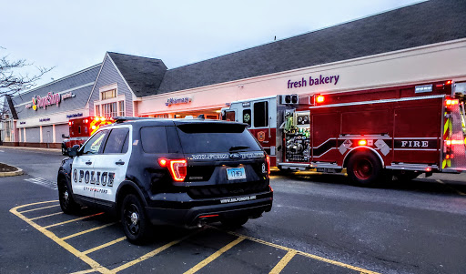 Grocery Store «Stop & Shop», reviews and photos, 1360 E Town Rd, Milford, CT 06460, USA