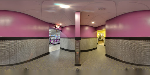 Gym «Planet Fitness», reviews and photos, 404 E Six Forks Rd, Raleigh, NC 27609, USA