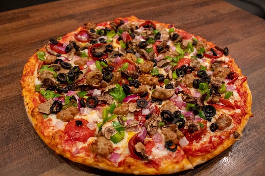 Maxwell's Drivethru & Pizzeria Zanesville, OH Athens, OH 43701