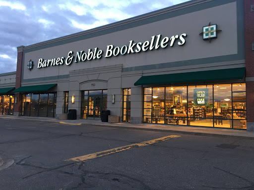 Book Store «Barnes & Noble», reviews and photos, 710 County Hwy 10, Blaine, MN 55434, USA