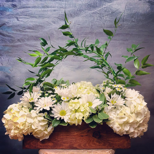 Florist «Finishing Touch Florist & Gifts», reviews and photos, 1645 140th Ave NE B4, Bellevue, WA 98005, USA