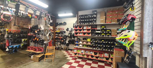 Bicycle Store «Bonney Lake Bicycle Shop of Sumner», reviews and photos, 1406 Main St, Sumner, WA 98390, USA