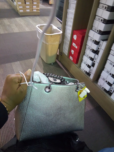 Shoe Store «DSW Designer Shoe Warehouse», reviews and photos, 4741 Ashford Dunwoody Rd, Dunwoody, GA 30338, USA