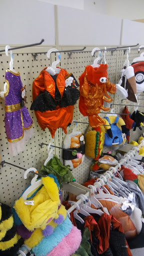 Pet Supply Store «PetSmart», reviews and photos, 934 W Street Rd, Warminster, PA 18974, USA