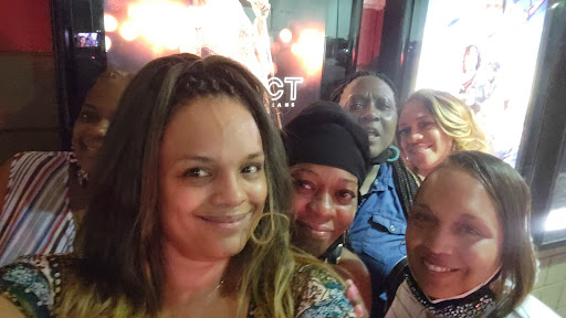 Movie Theater «AMC Marple 10», reviews and photos, 400 S State Rd, Springfield, PA 19064, USA