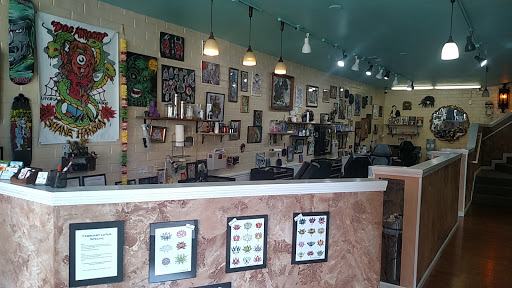 Body Piercing Shop «Utopia Tattoo & Body Piercing», reviews and photos, 885 Lincoln Way, Auburn, CA 95603, USA