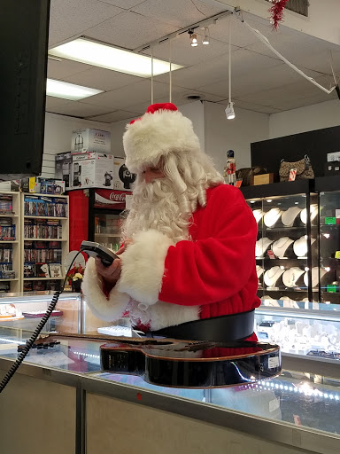 Pawn Shop «Woodbridge Gold & Pawn», reviews and photos, 13572 Jefferson Davis Hwy, Woodbridge, VA 22191, USA