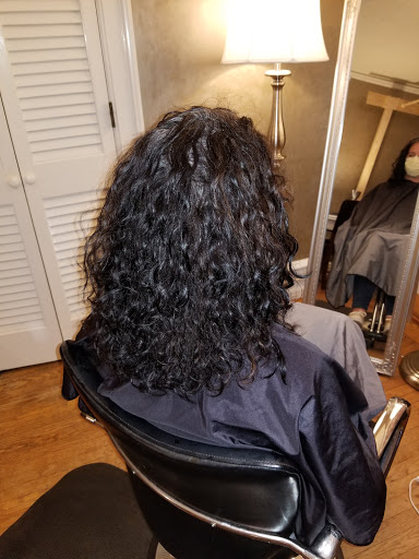 Day Spa «Iridescence Salon & Spa», reviews and photos, 1412 E Market St, York, PA 17403, USA