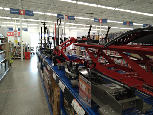 Hardware Store «Harbor Freight Tools», reviews and photos, 990 N Court St, Medina, OH 44256, USA