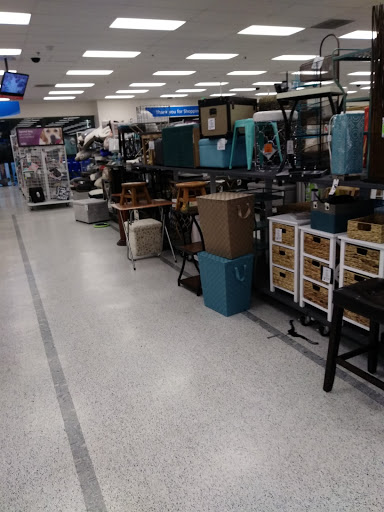 Clothing Store «Ross Dress for Less», reviews and photos, 8361 On the Mall, Buena Park, CA 90620, USA