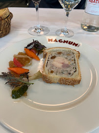 Plats et boissons du Restaurant français Magnum 150cl à Paris - n°19
