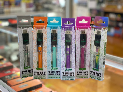 Tobacco Shop «Naga smoke shop», reviews and photos, 7540 N Dale Mabry Hwy, Tampa, FL 33614, USA