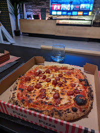 Pepperoni du Pizzas à emporter Vittoria Pizza Napoletana à Saint-Michel-sur-Orge - n°1