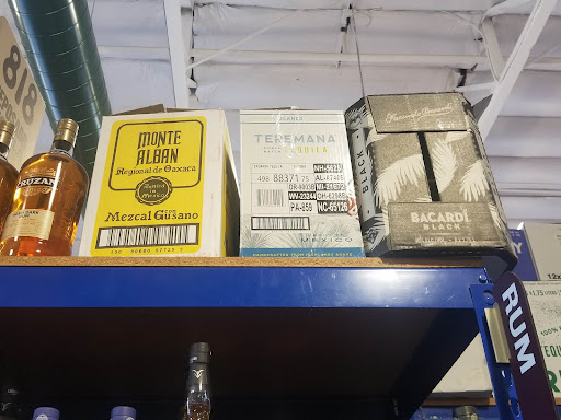 Wine Store «BevMo!», reviews and photos, 6855 Camino Arroyo, Gilroy, CA 95020, USA