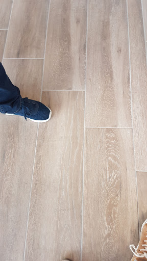 Right Price Tiles and Wood Flooring Belfast