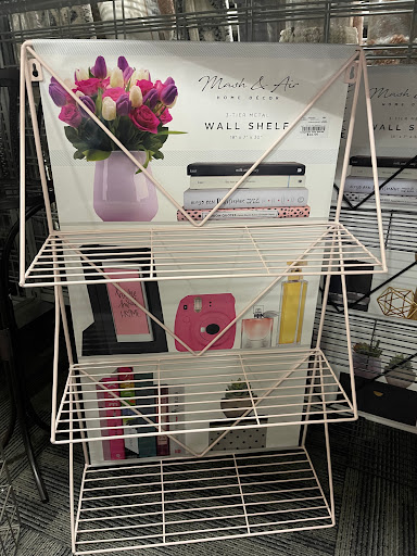 Clothing Store «Burlington Coat Factory», reviews and photos, 30 W Rand Rd, Arlington Heights, IL 60004, USA