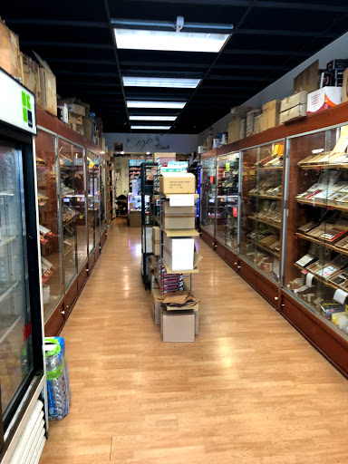 Tobacco Shop «Cigar Land», reviews and photos, 229 Bellevue Way NE, Bellevue, WA 98004, USA